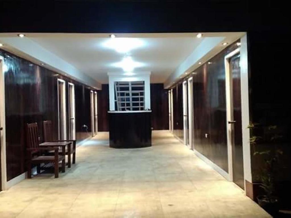 Alexzus Backpackers Travel Lodge El Nido Bagian luar foto